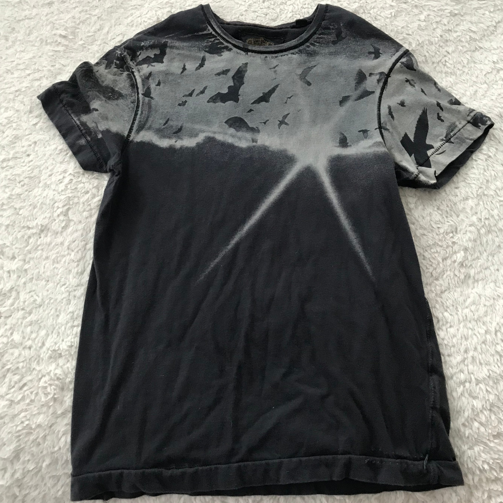 Solcausa Birds and Sun Black & Gray Men's Tee